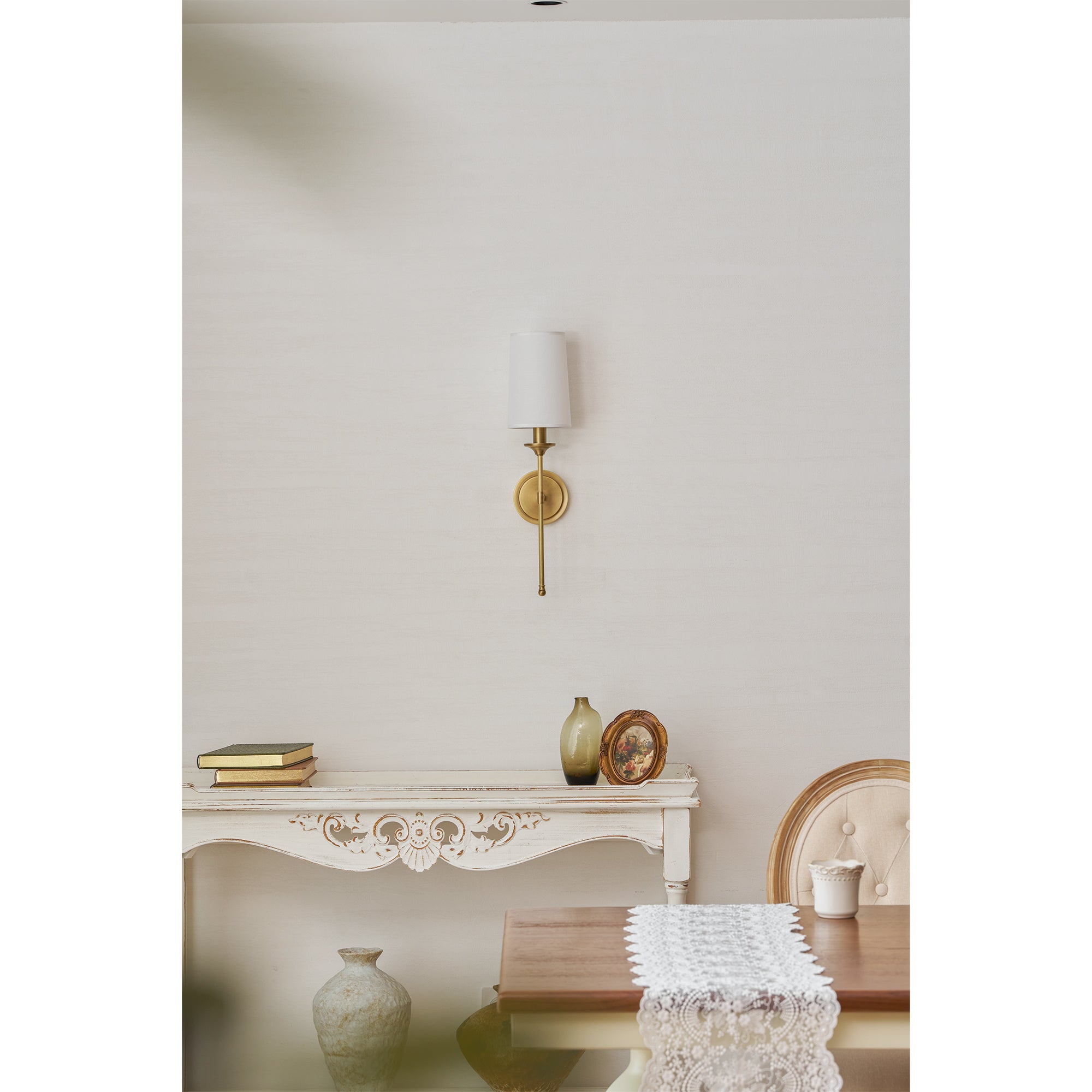 Emily Wall Lamp