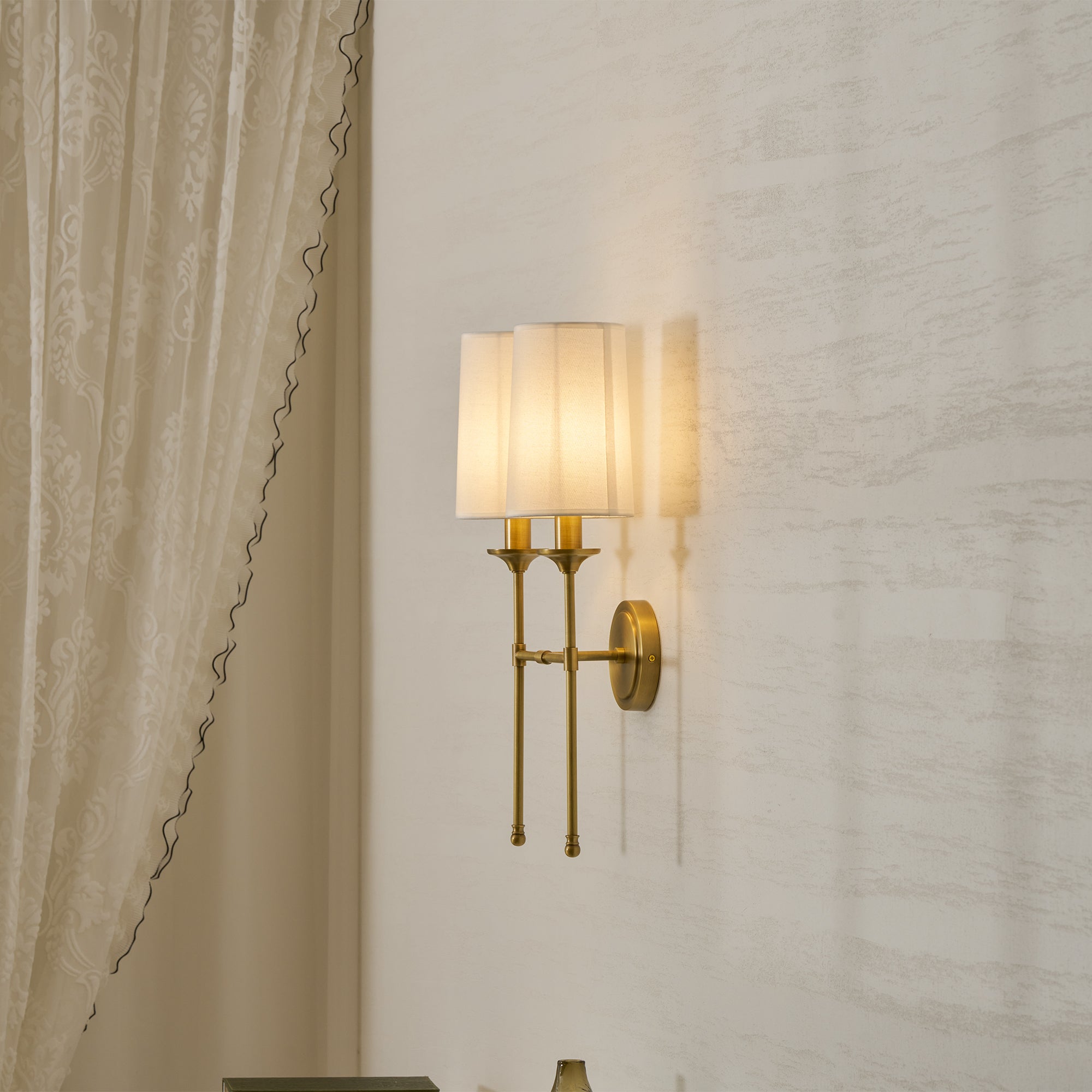 Emily Wall Lamp