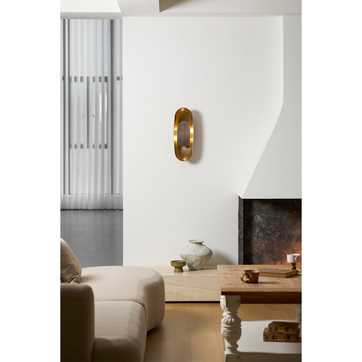 Esculpa Wall Sconce