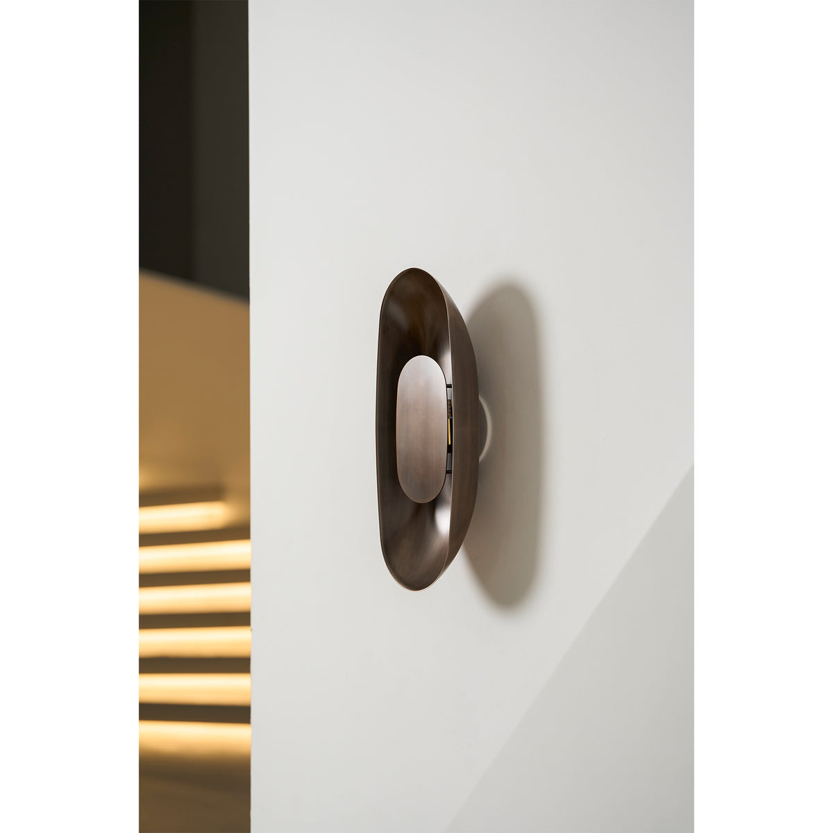 Esculpa Wall Sconce