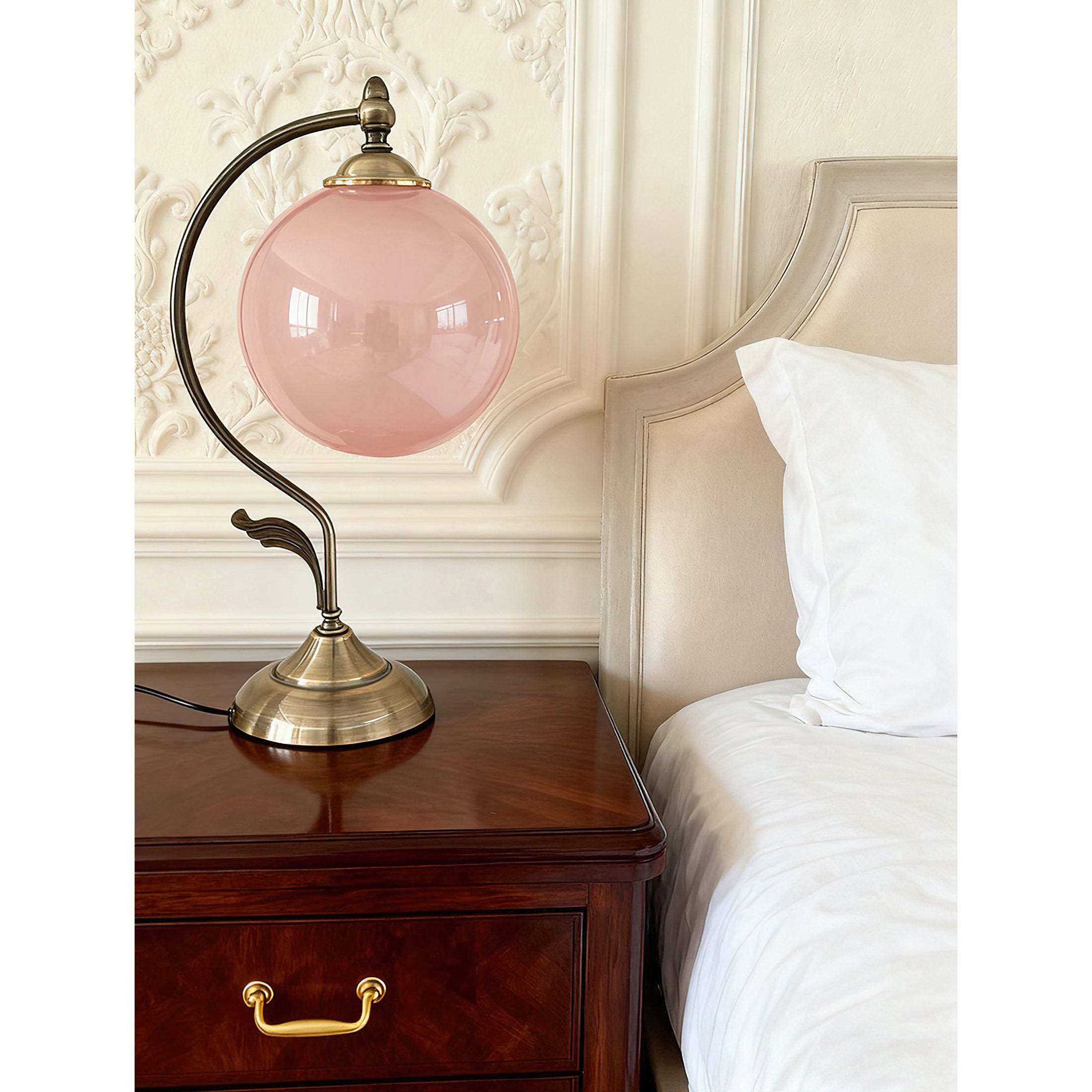 Evelyn Glass Table Lamp