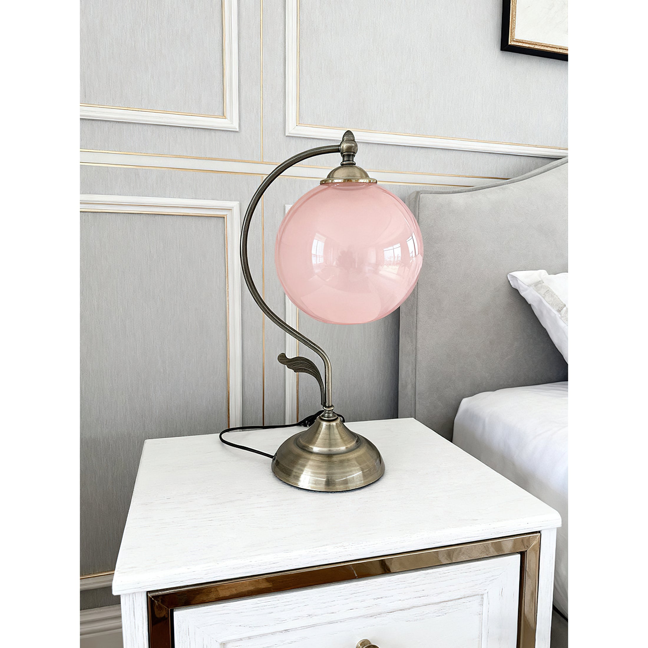 Evelyn Glass Table Lamp