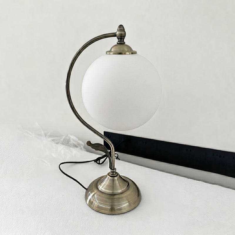 Evelyn Glass Table Lamp