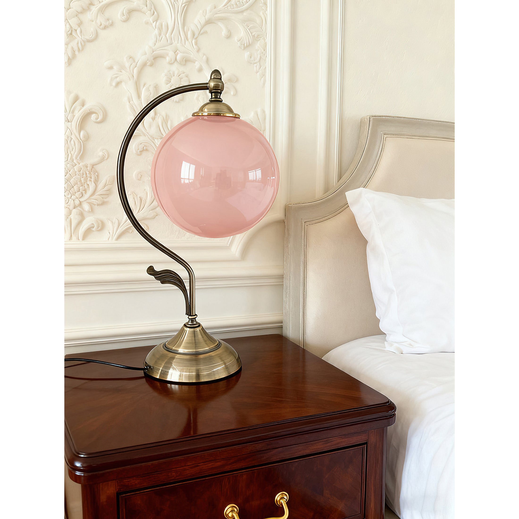 Evelyn Glass Table Lamp