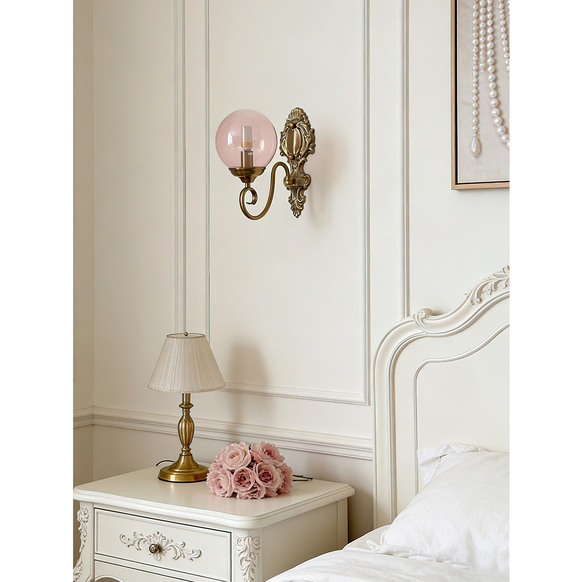 Evelyn Glass Wall Lamp