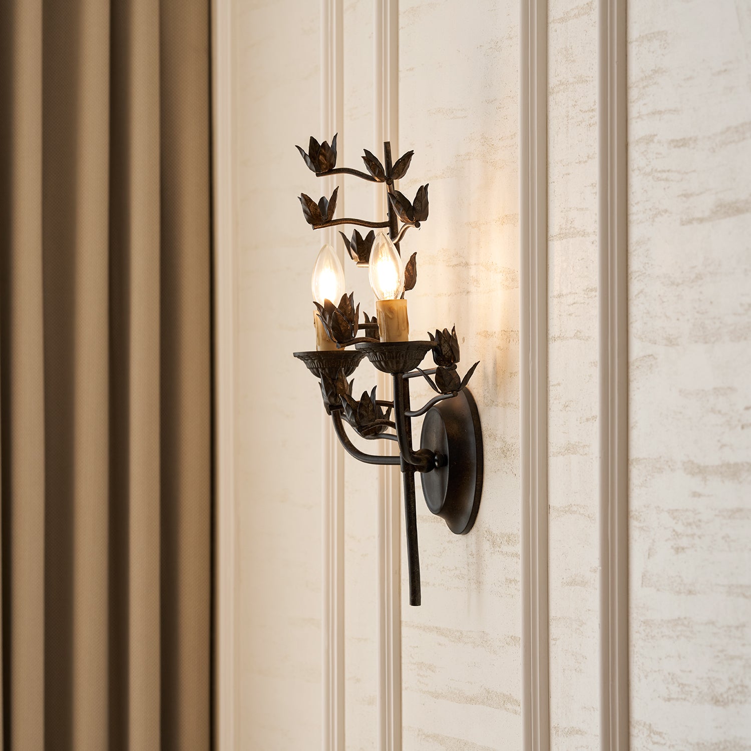 Ferroarte Branch Wall Lamp