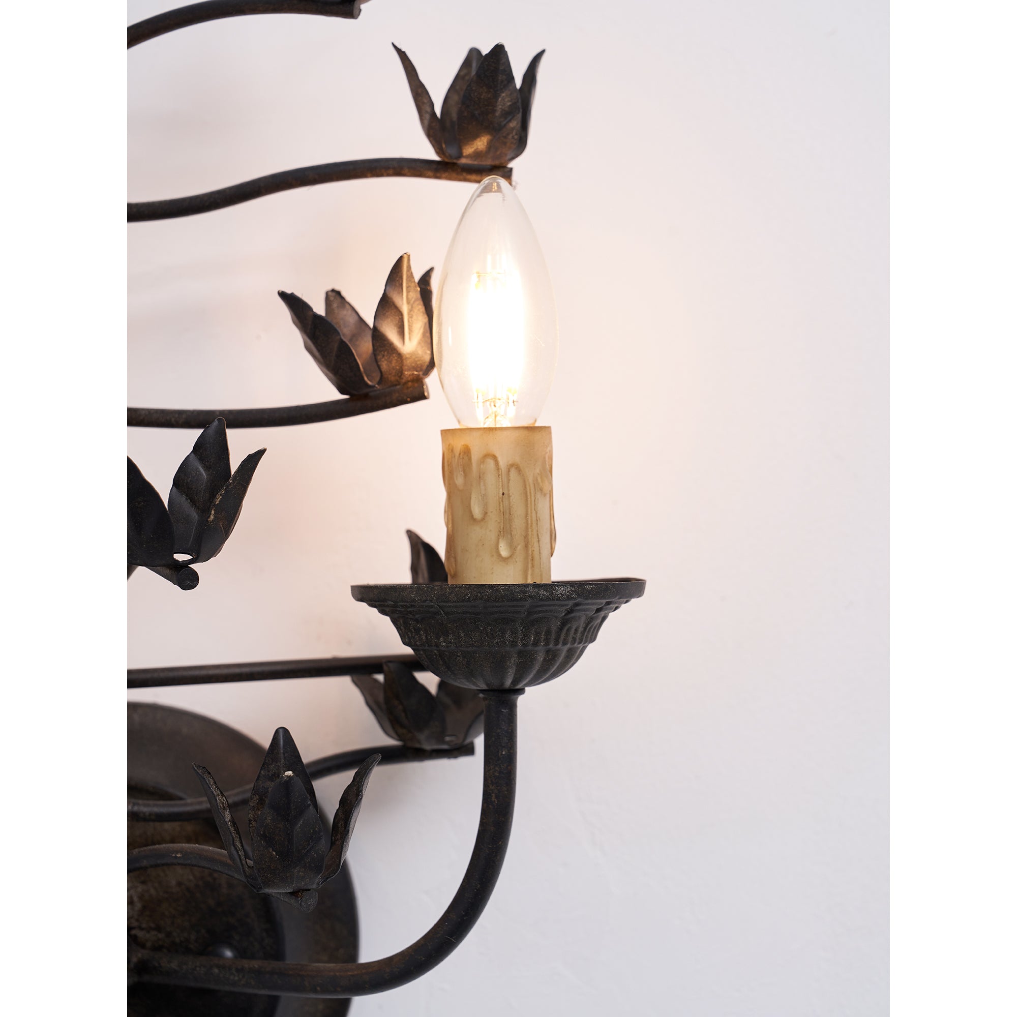 Ferroarte Branch Wall Lamp