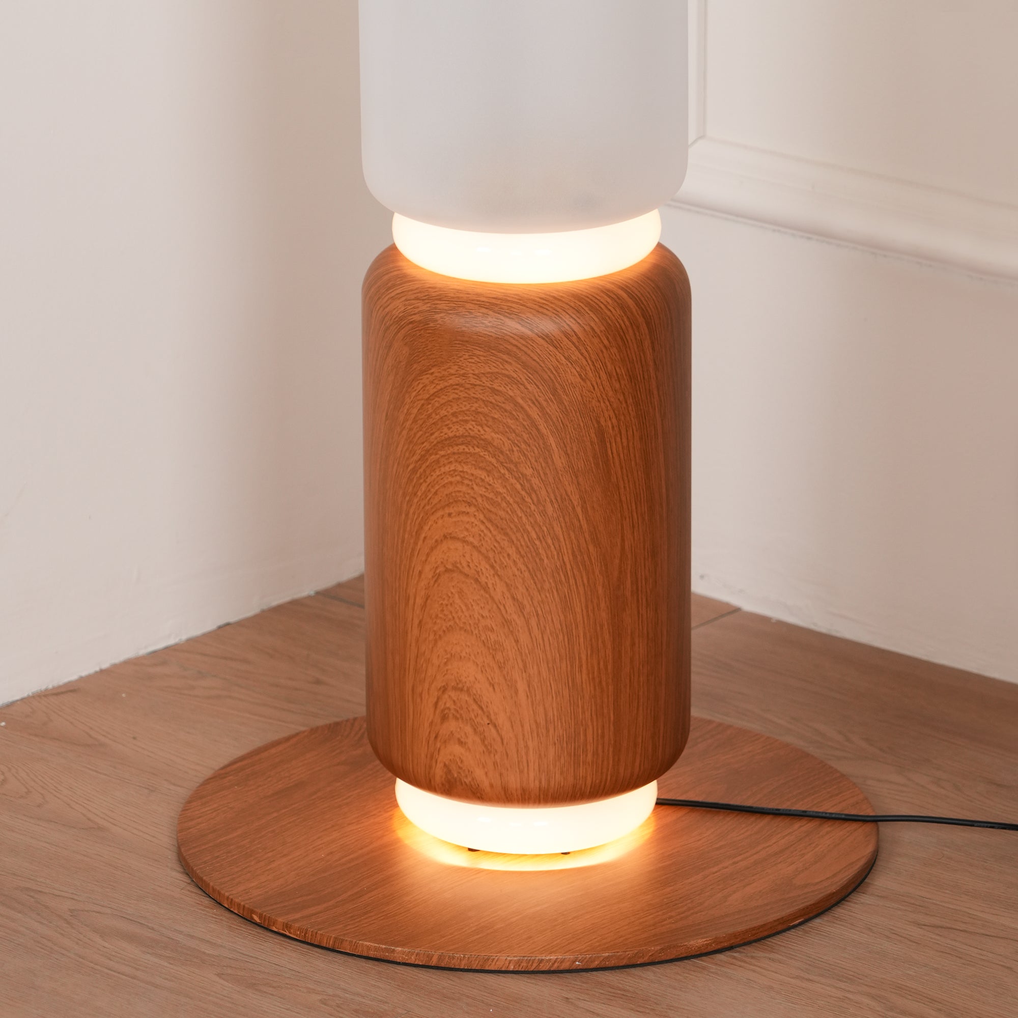 Ficupala Floor Lamp