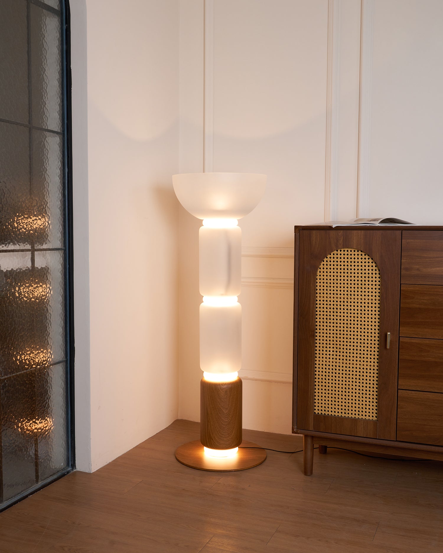 Ficupala Floor Lamp