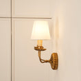 Bild in Galerie-Betrachter laden, Fisher Wall Lamp
