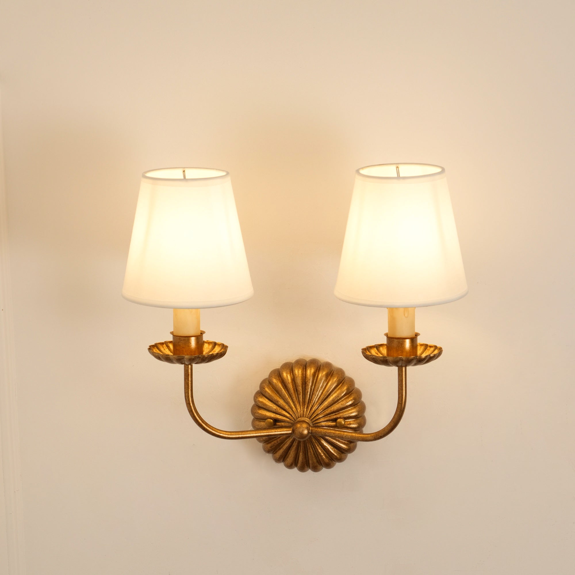 Catina Wall Lamp