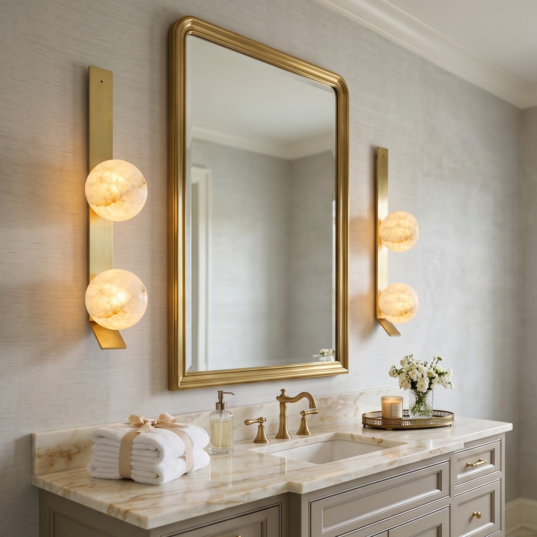 Fizi Alabaster Wall Sconce
