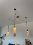 Bild in Galerie-Betrachter laden, Flint Alabaster Pendant Lamp
