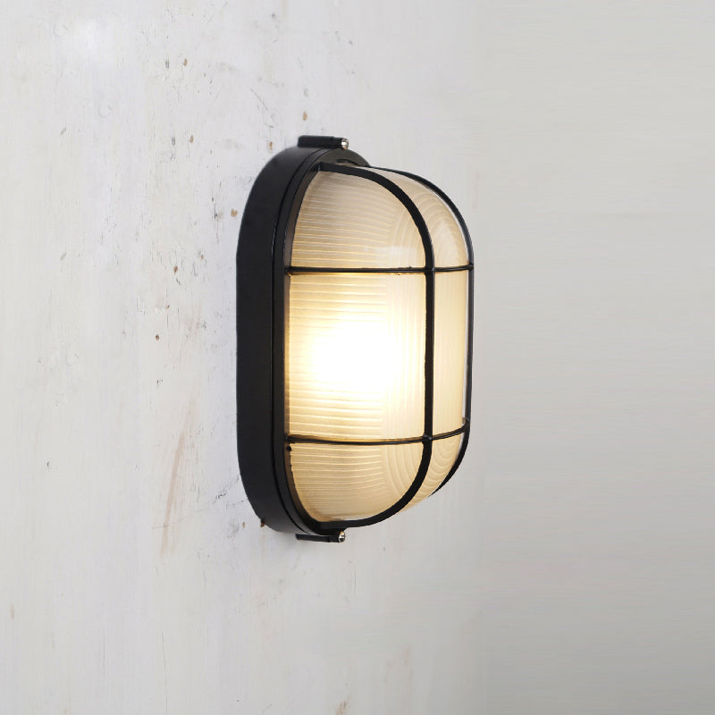 Garden Trading Chatham Outdoor Sconce