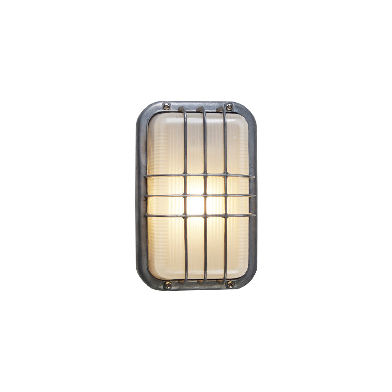 Garden Trading Chatham Outdoor Sconce