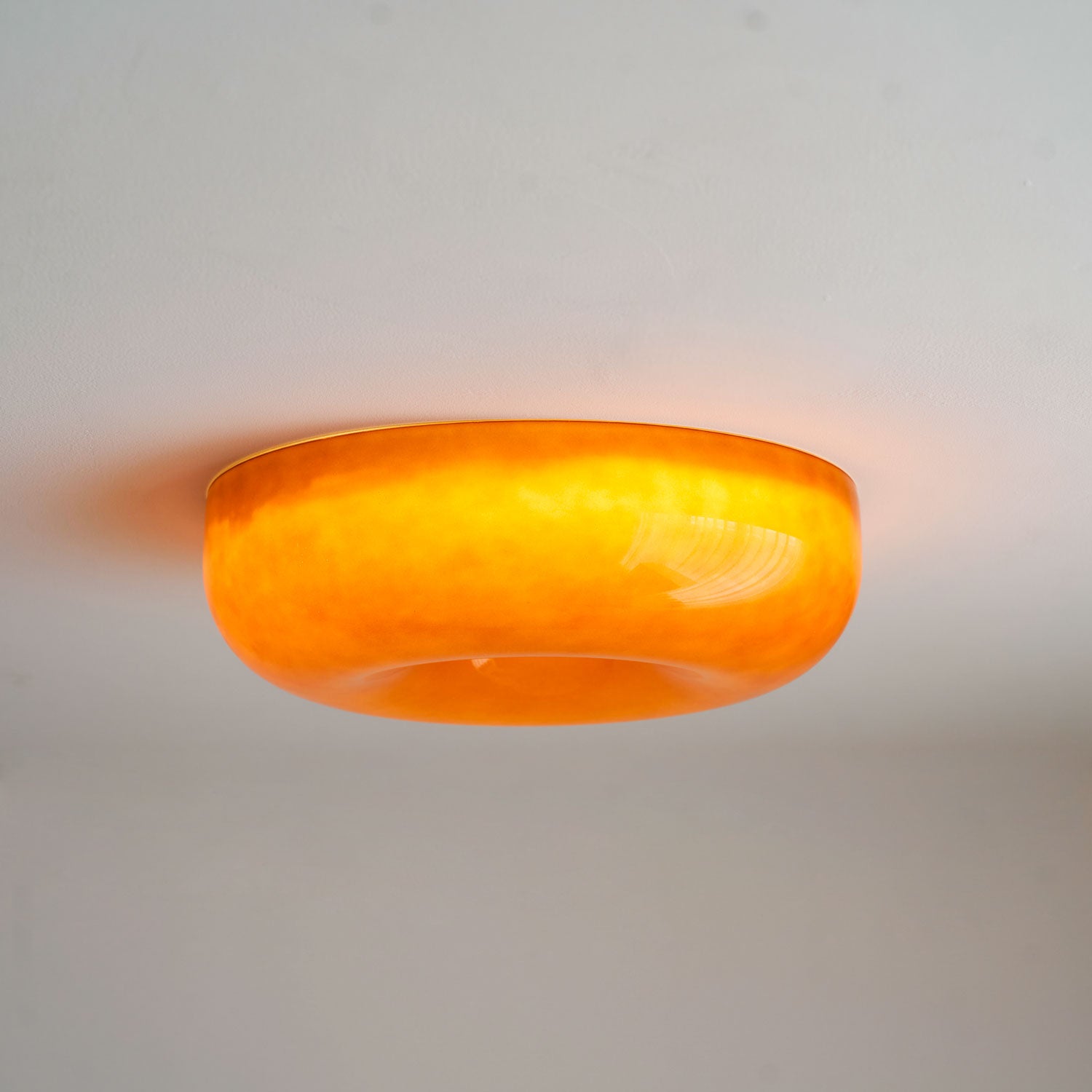 Plafonnier bouton en verre