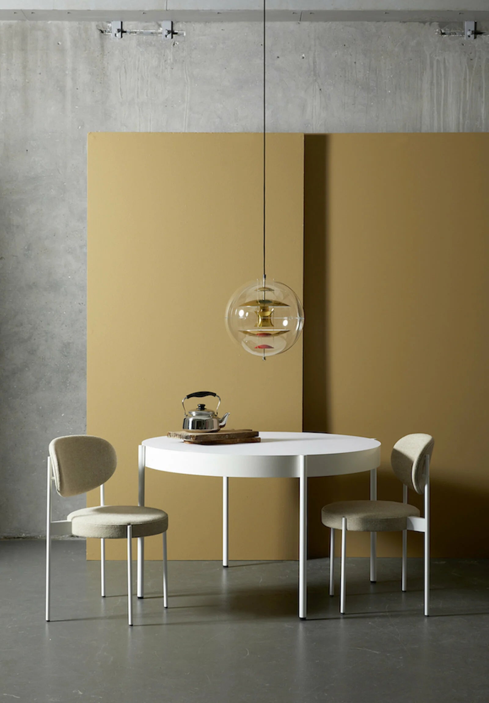 Globe Pendant Lamp