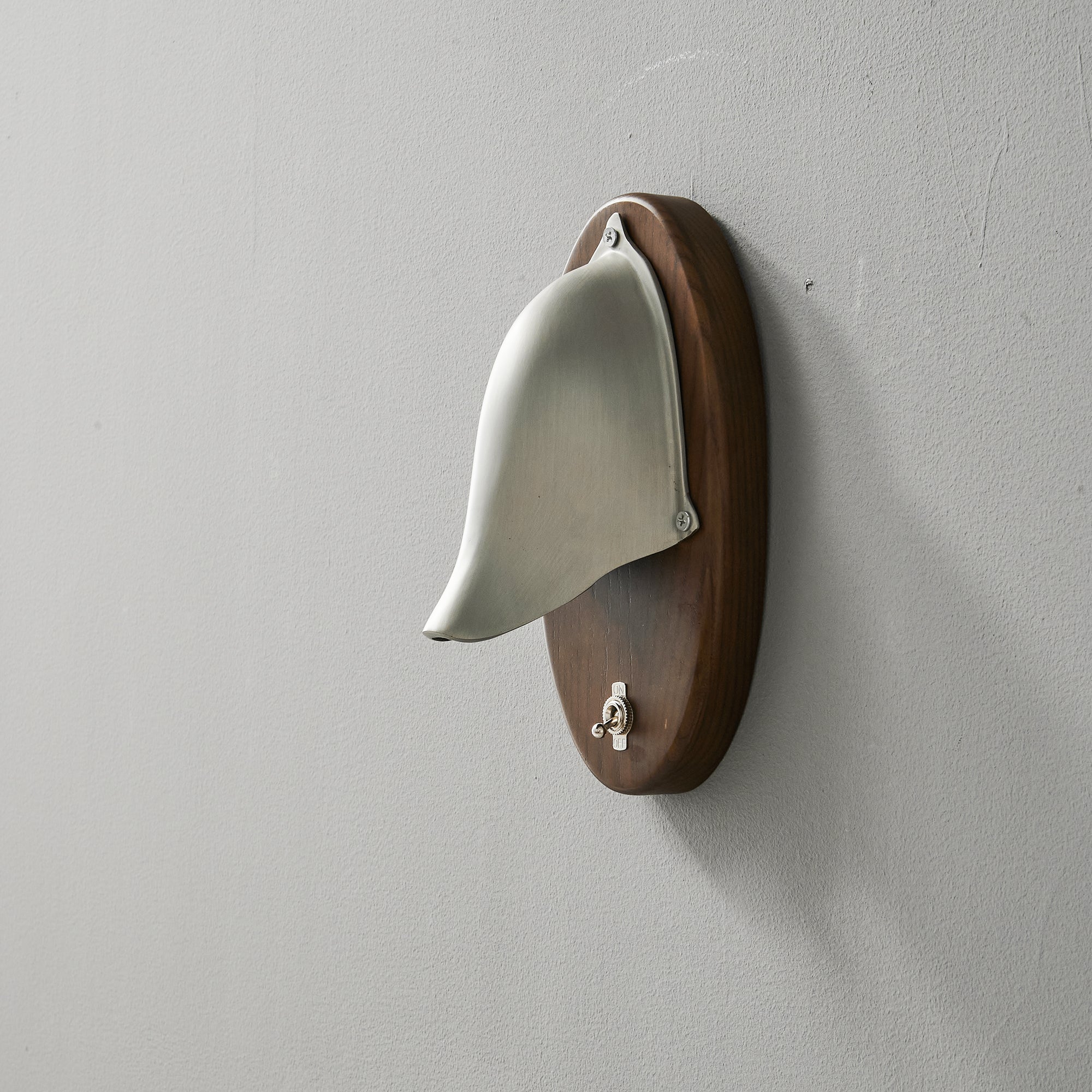 Grant Wall Lamp
