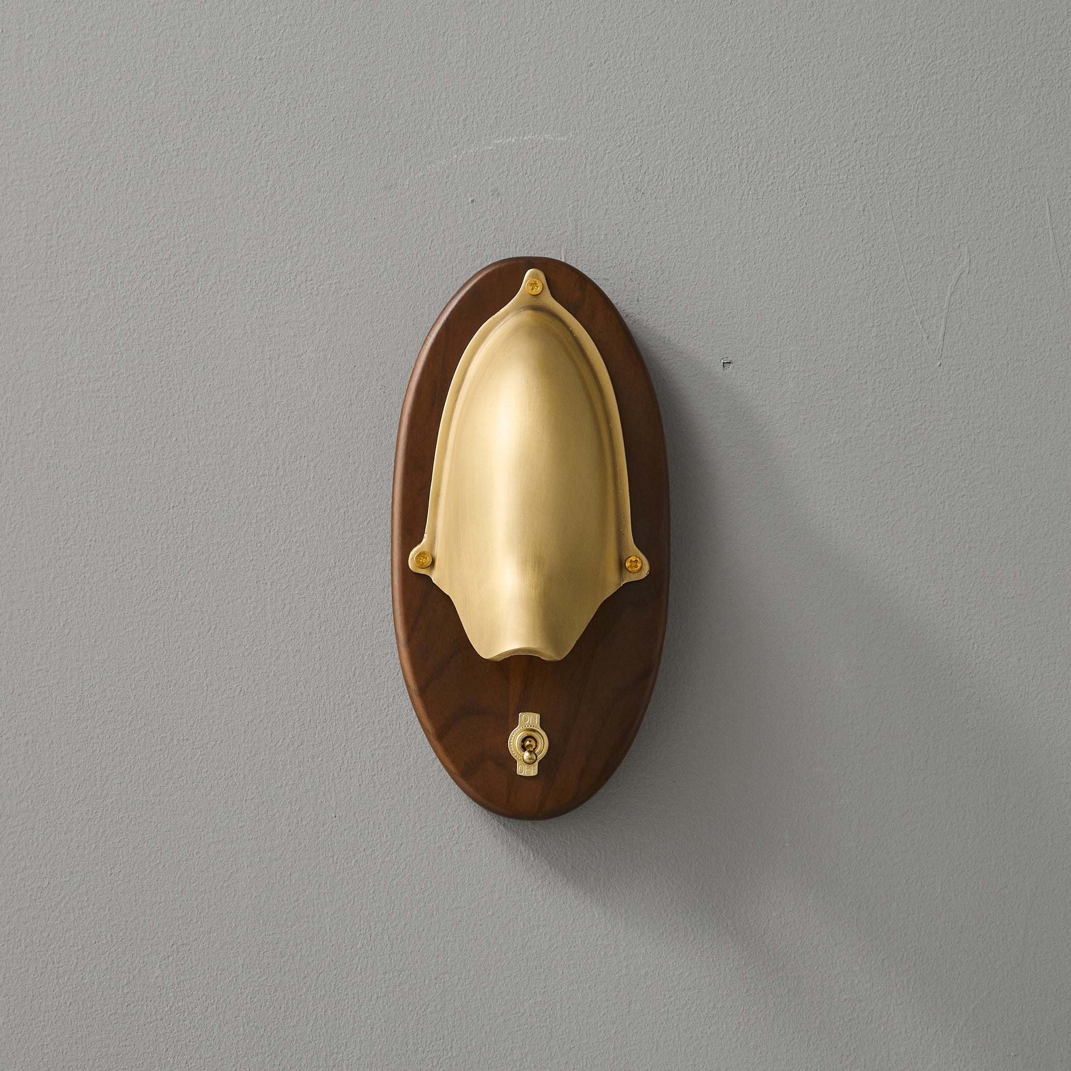 Grant Wall Lamp