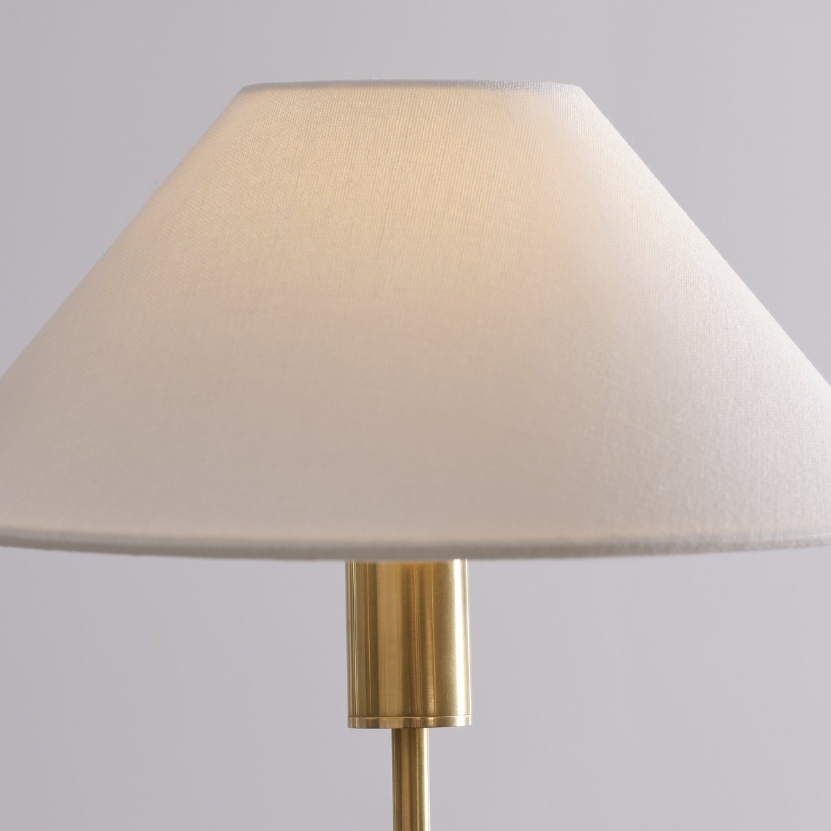 Griffin Staggered Tail Pendant Lamp