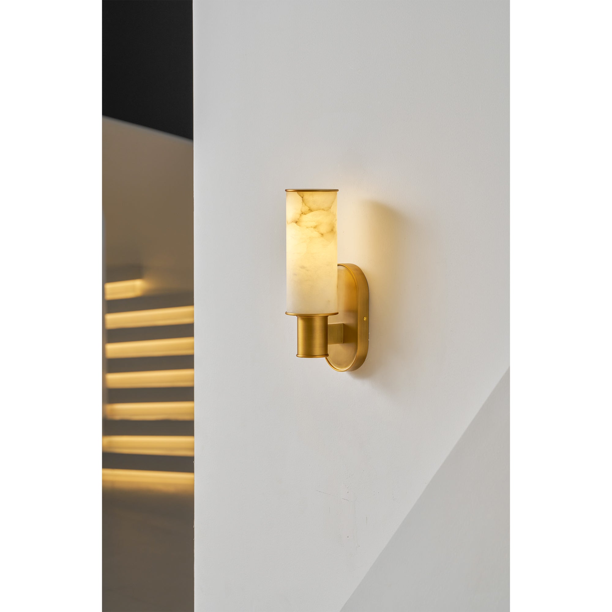 Harlin Vertical Alabaster Sconce