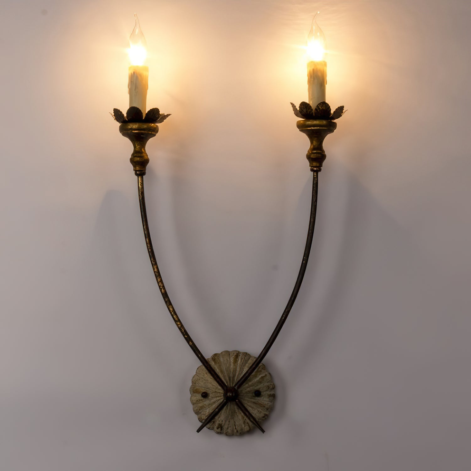 Hasselt Wall Lamp