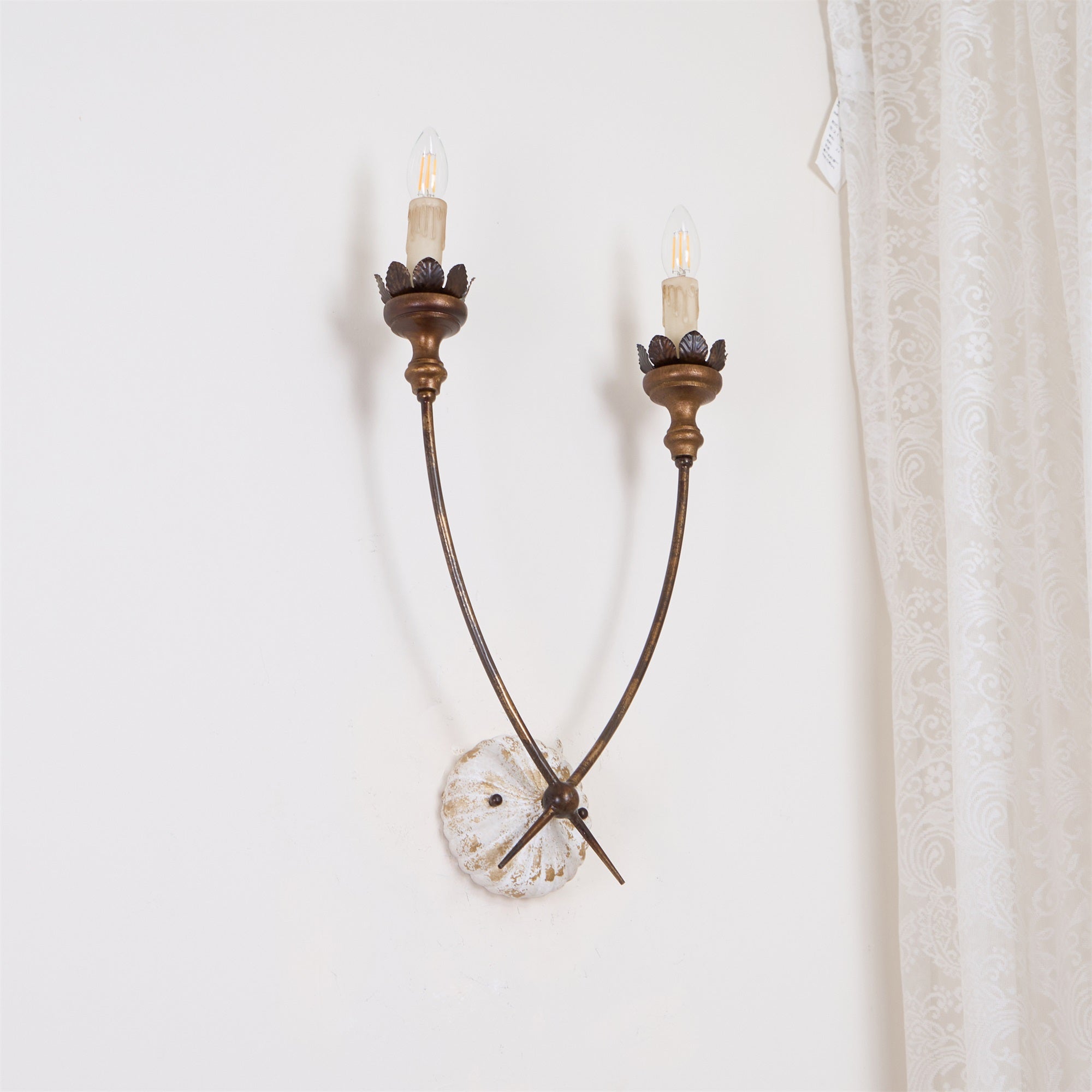 Hasselt Wall Lamp