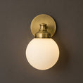 Charger l'image dans la visionneuse de la galerie, Hayes Glass Ball Wall Sconce
