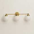 Charger l'image dans la visionneuse de la galerie, Hayes Glass Ball Wall Sconce
