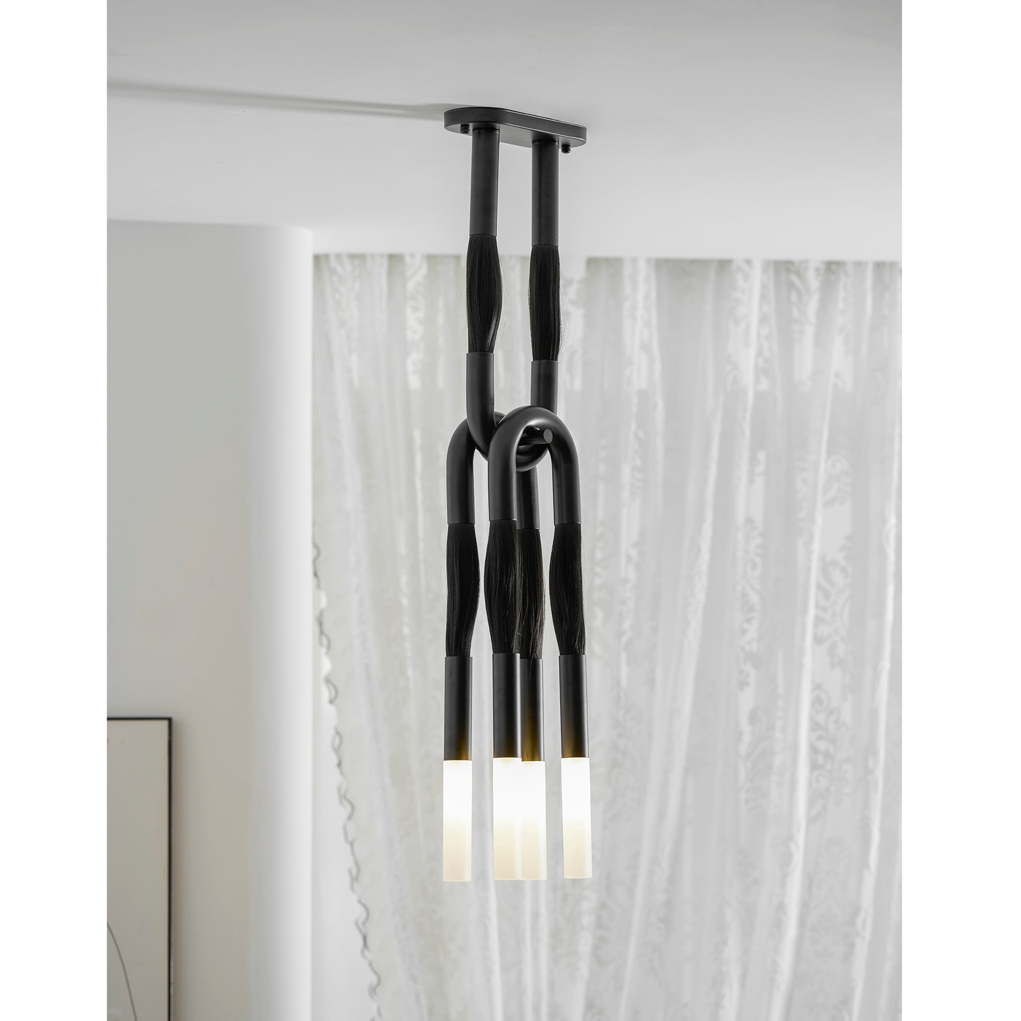 Head Antonia Pendant Lamp