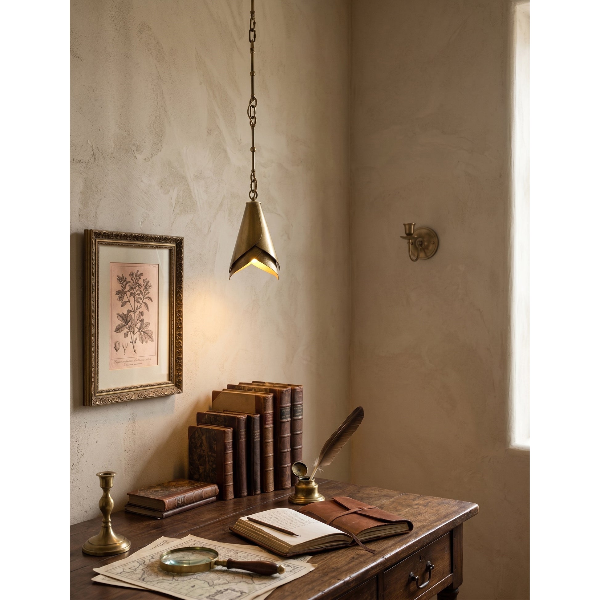 Horse Hoof Piel Pendant Lamp