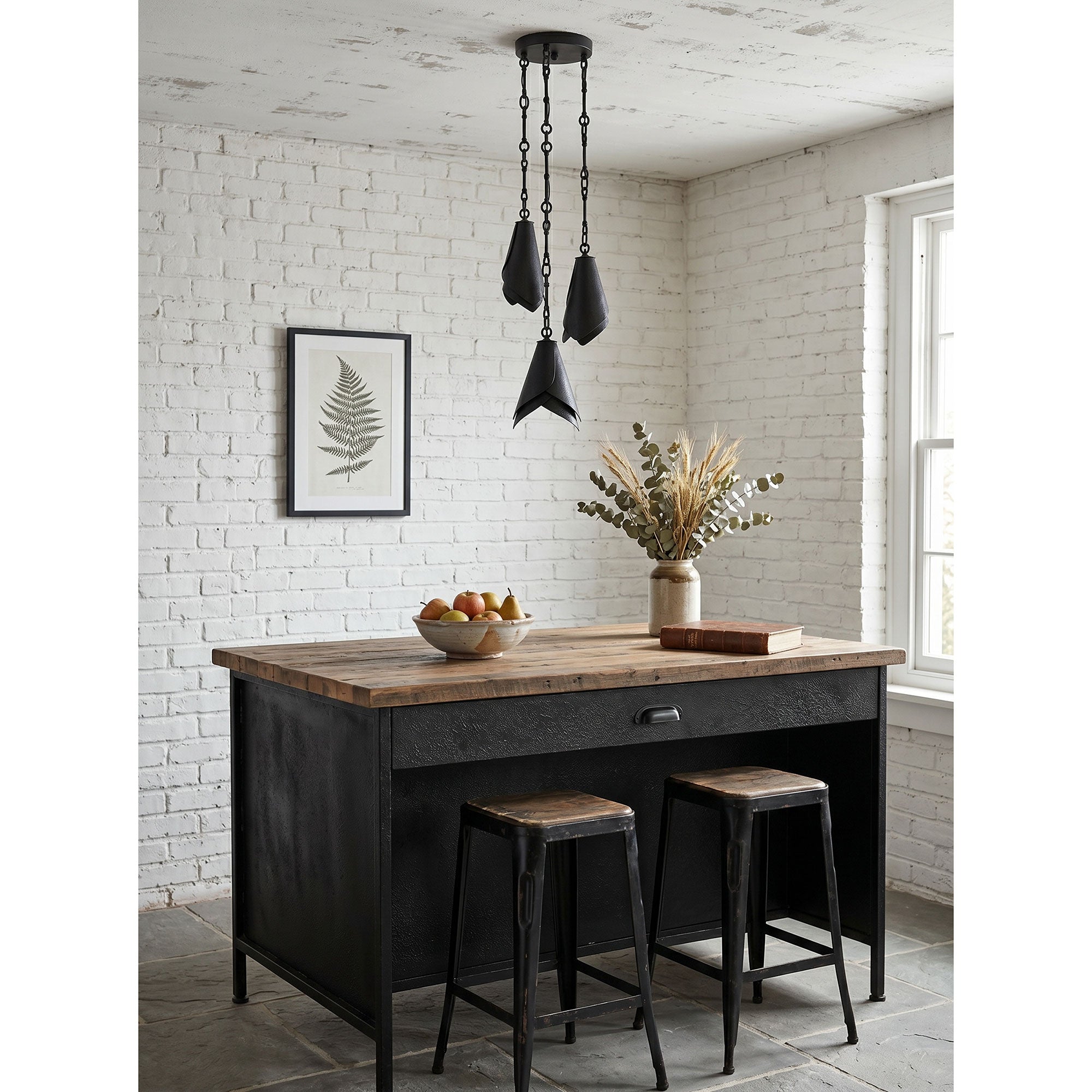 Horse Hoof Piel Pendant Lamp