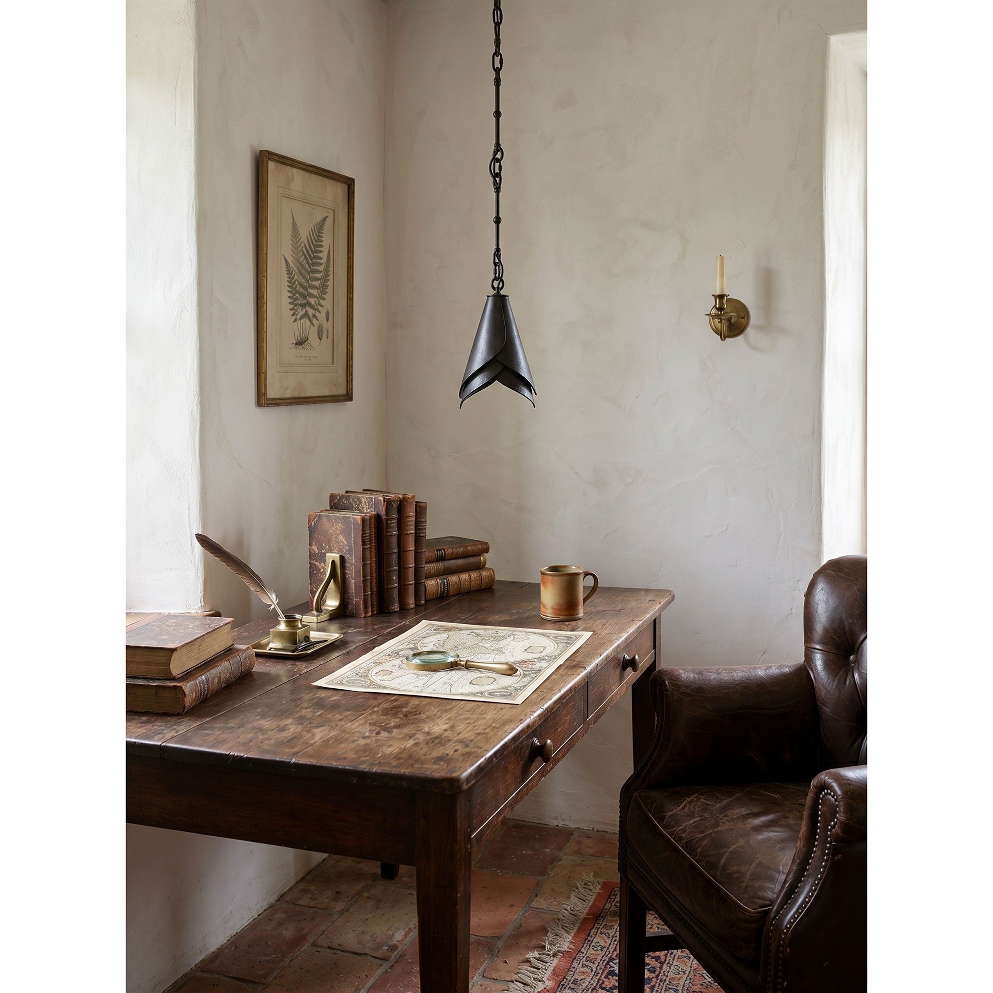 Horse Hoof Piel Pendant Lamp