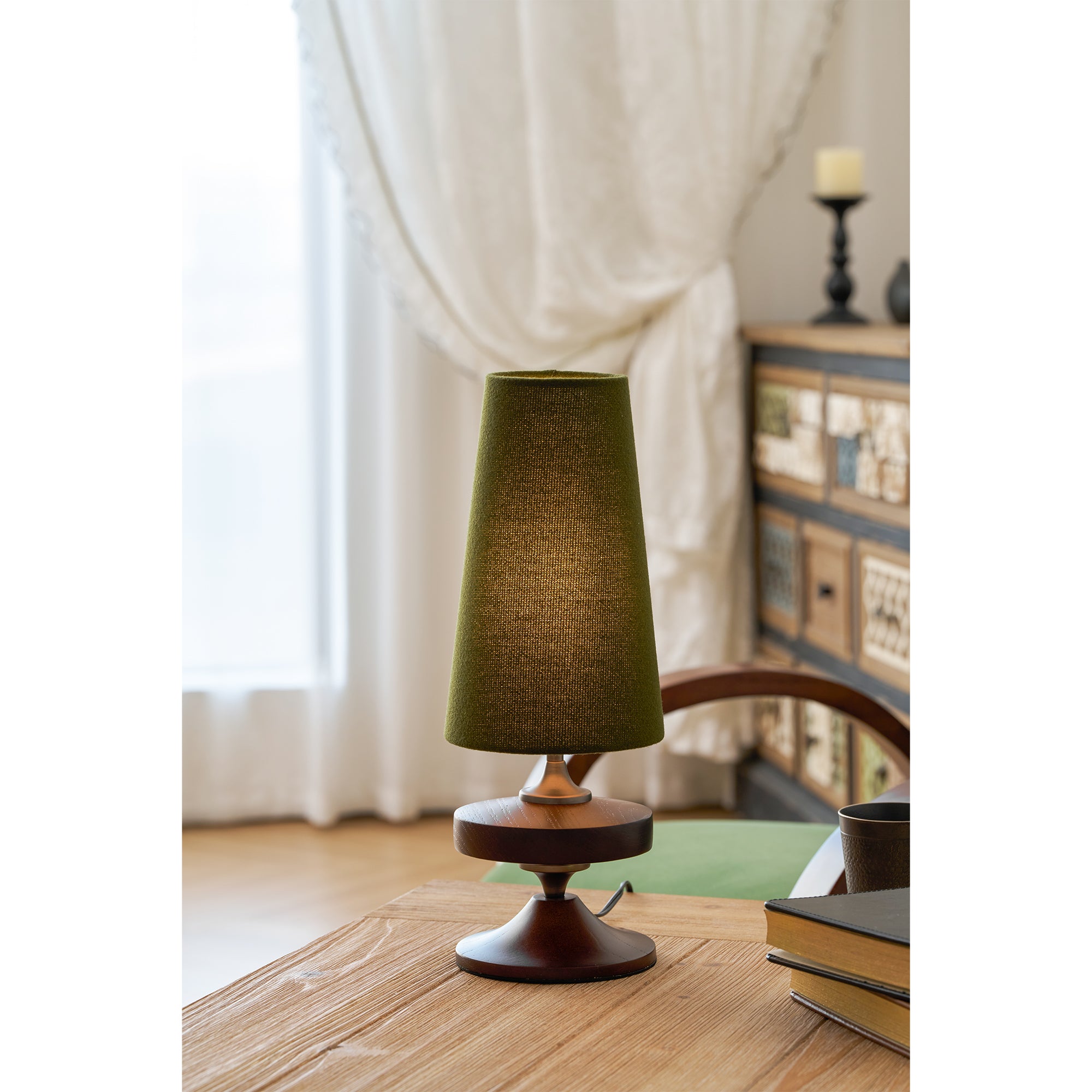 Hour Rho Table Lamp