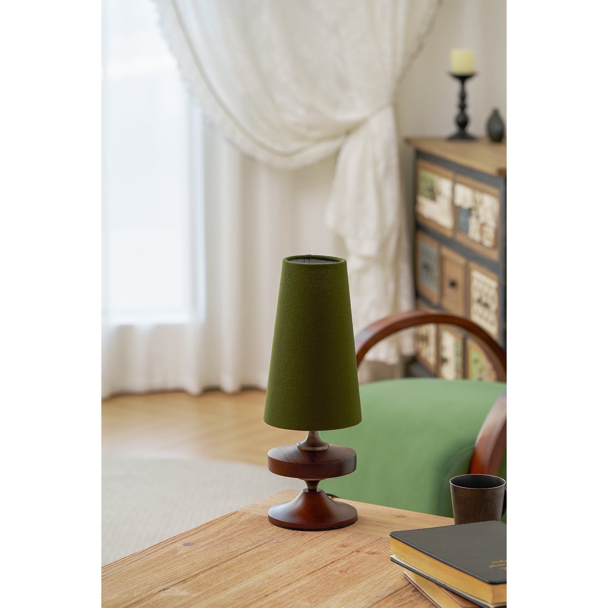 Hour Rho Table Lamp