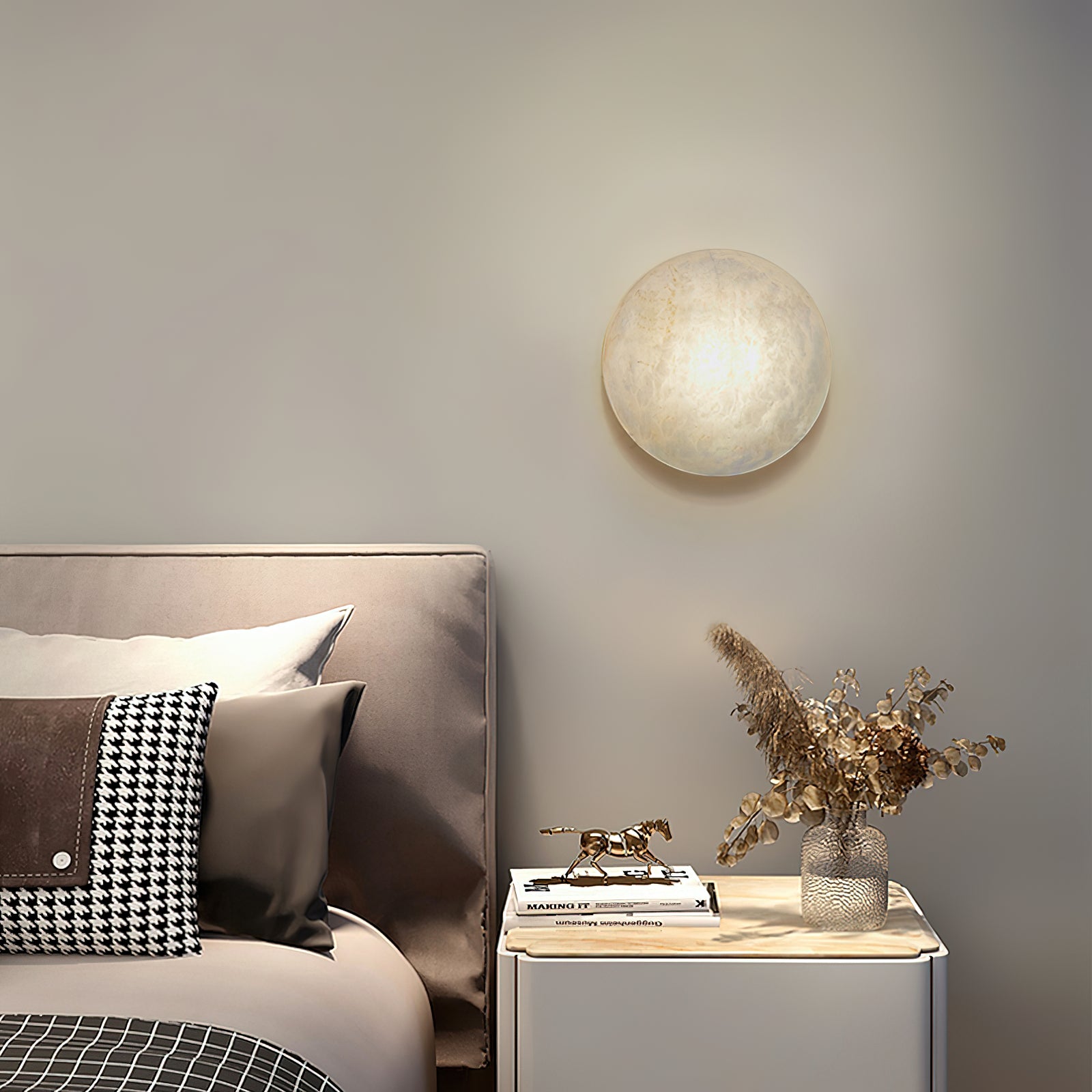 Iveala Single Wall Lamp