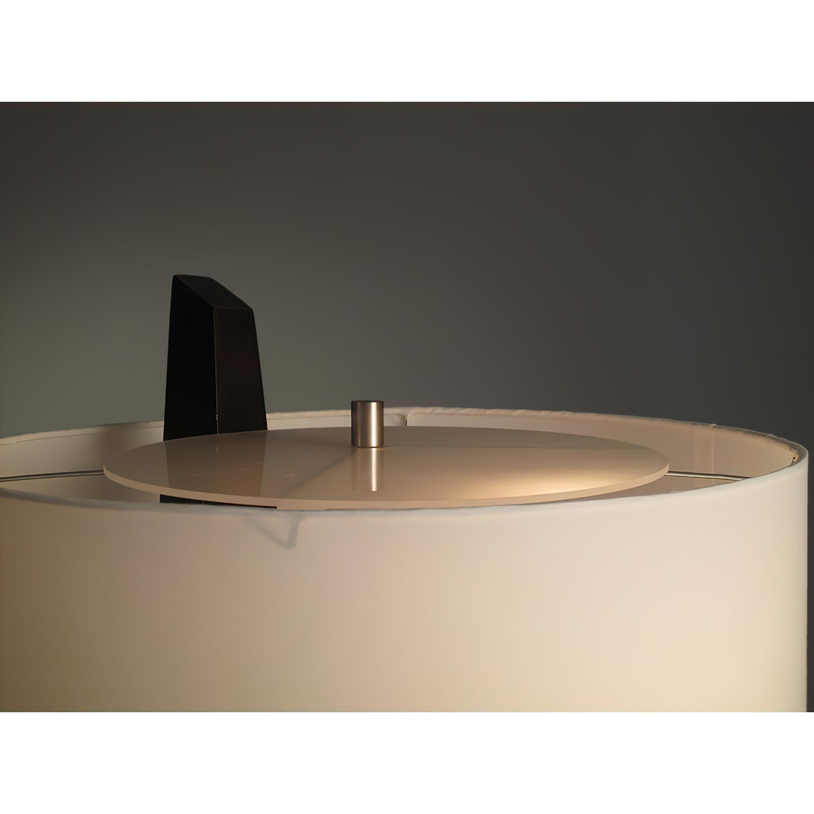 Jett Obelisk Table Lamp