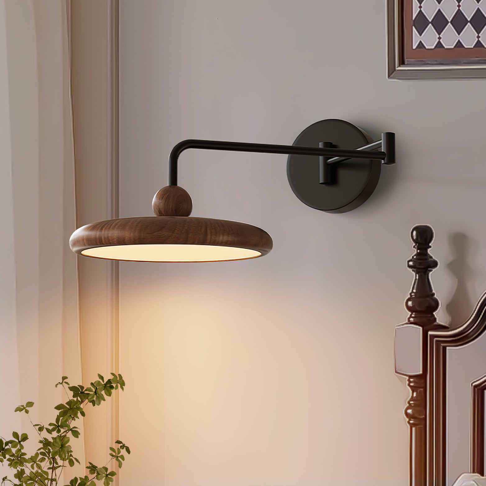 Karlin Wall Lamp