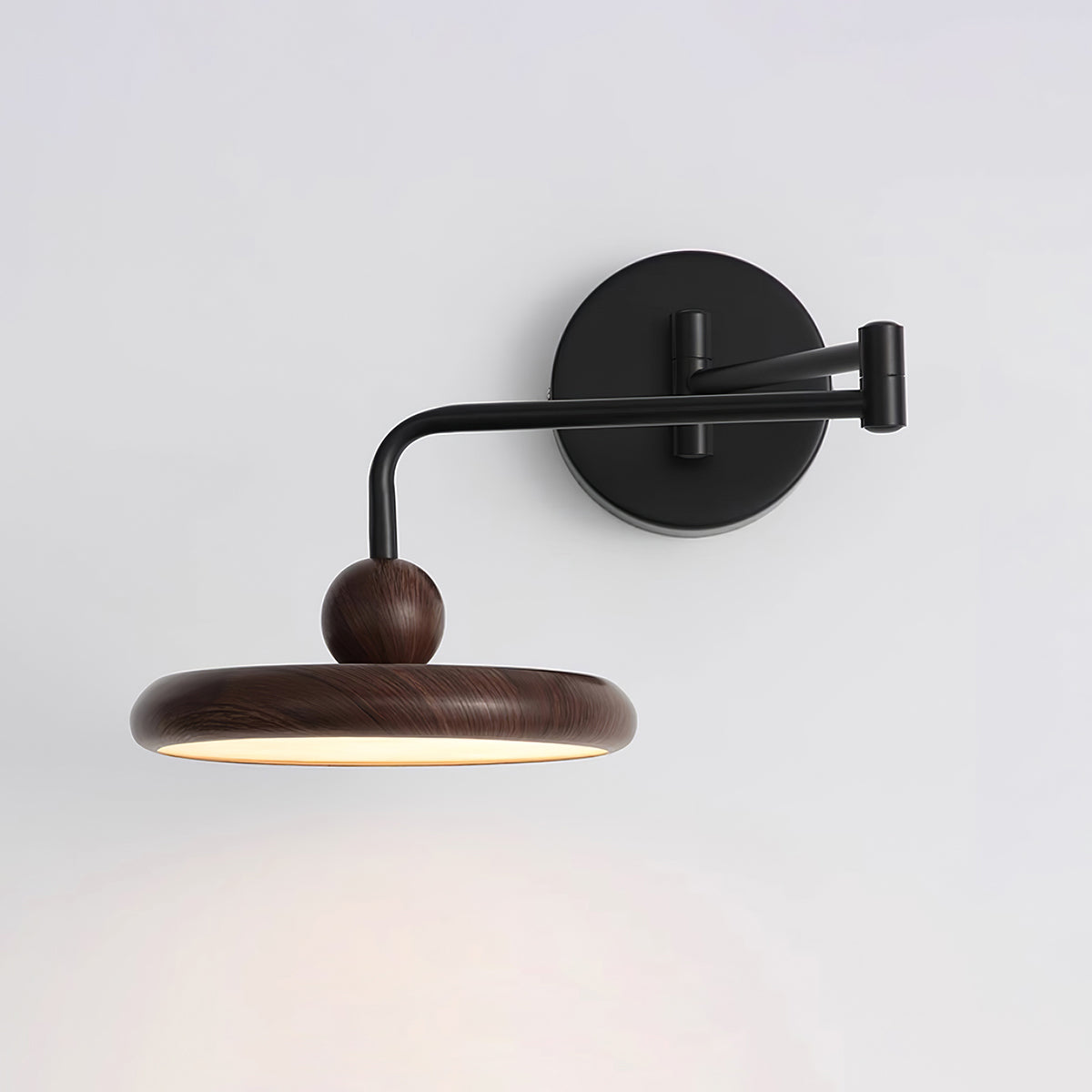 Karlin Wall Lamp