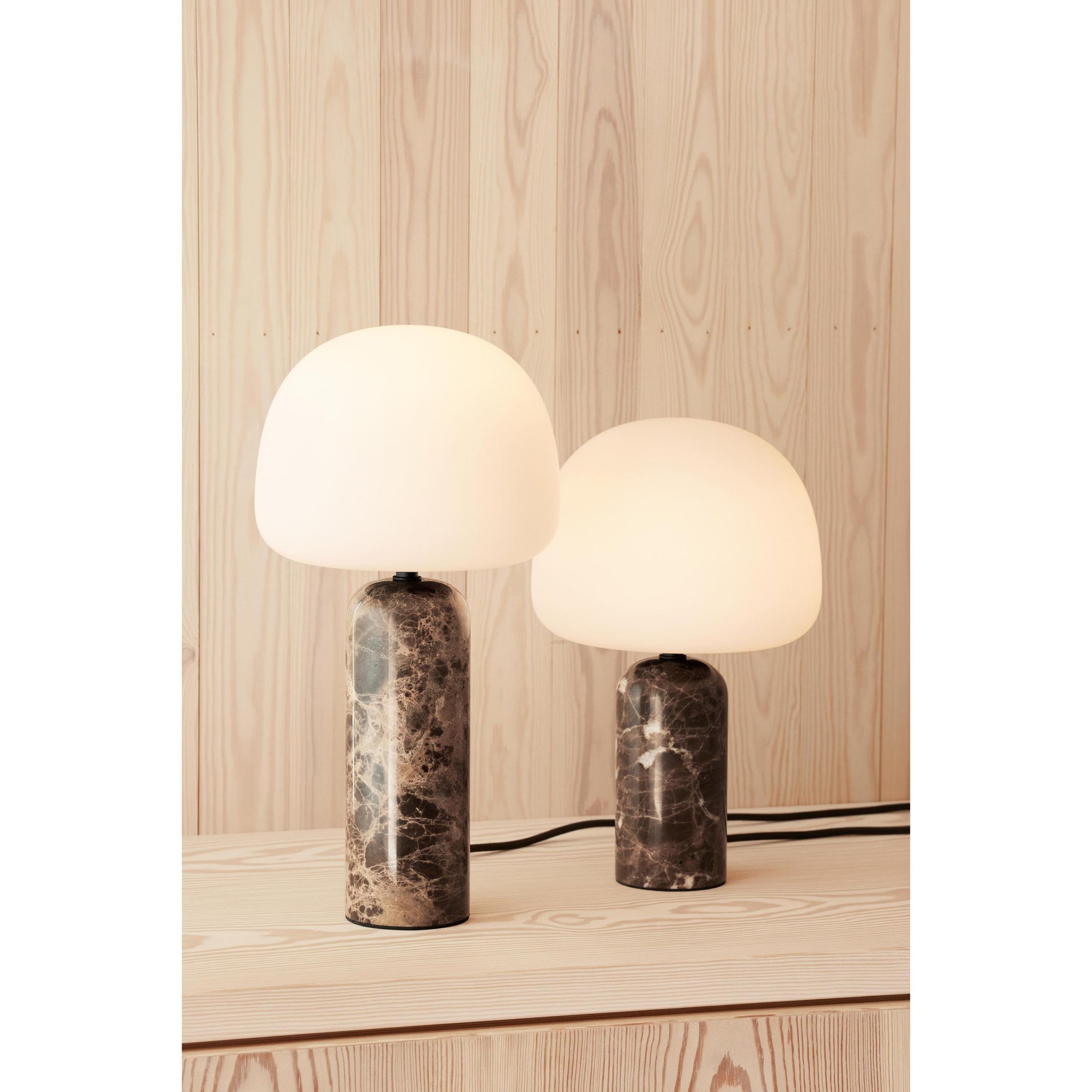 Kin Table Lamp