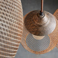 Bild in Galerie-Betrachter laden, Lanister Mesh Pendant Lamp
