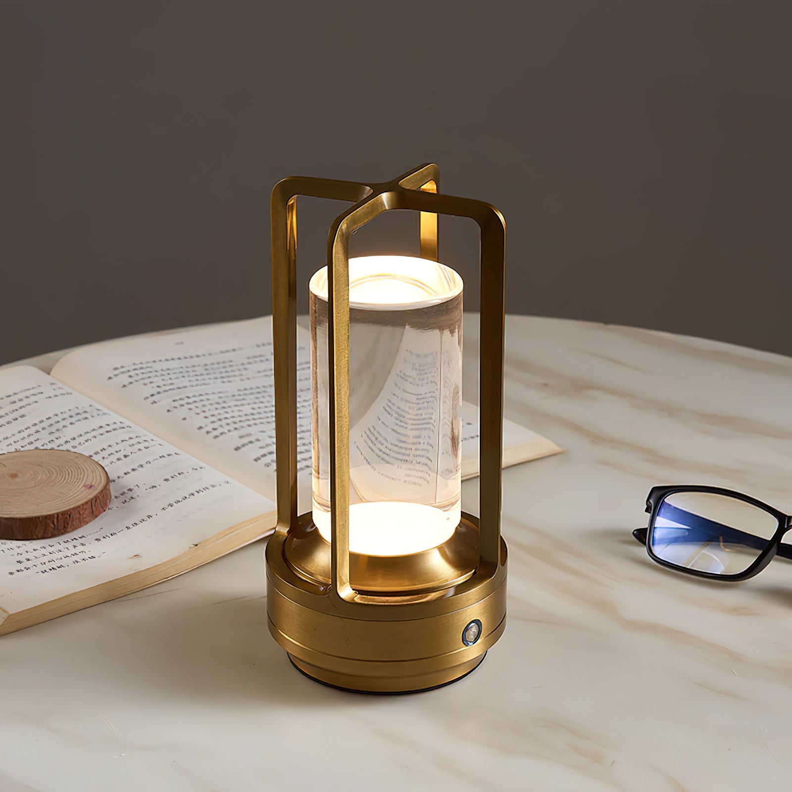 Lampe de table en cristal sans fil Lantern (batterie intégrée)