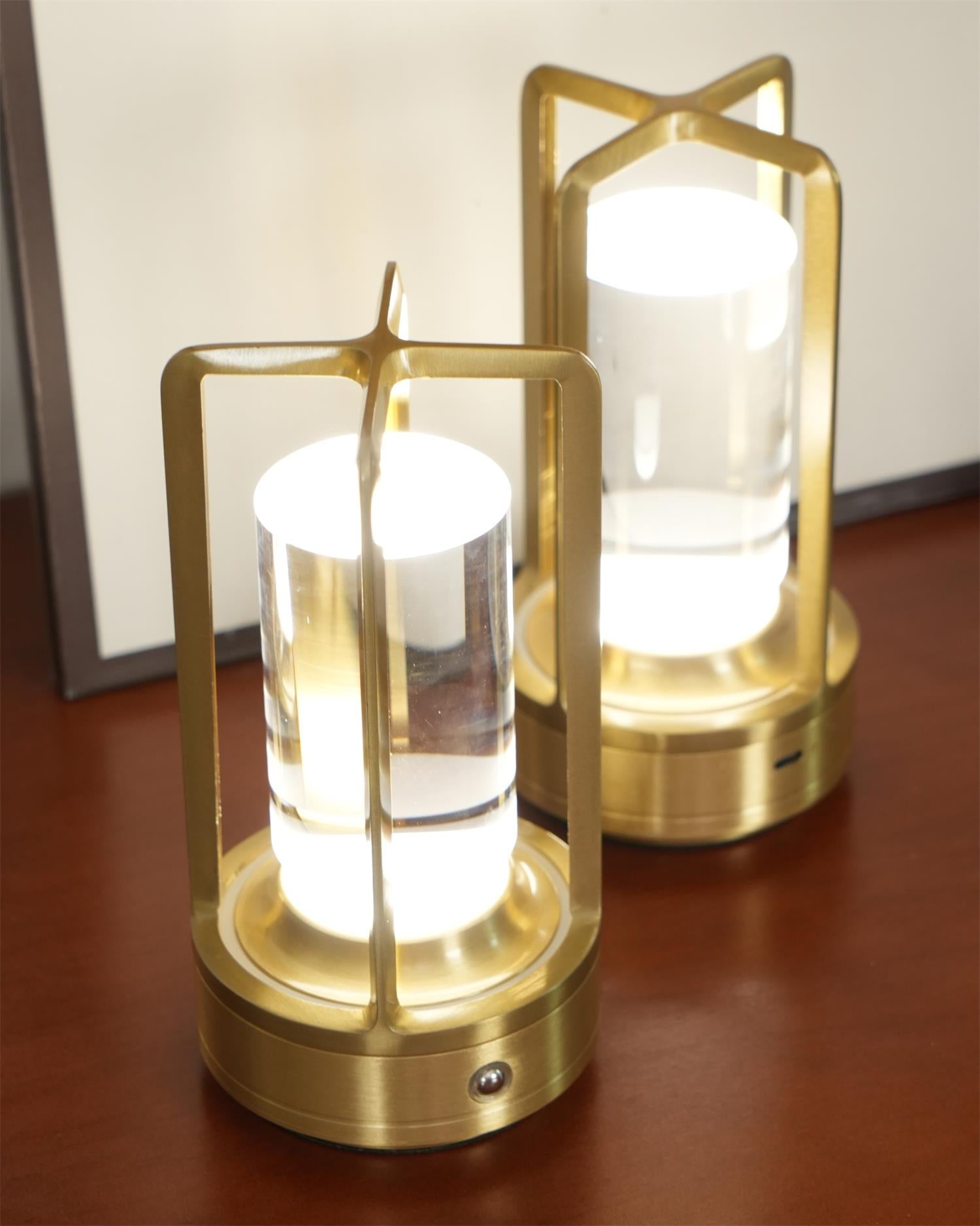 Lantern Cordless Crystal Table Lamp  (built-in battery)