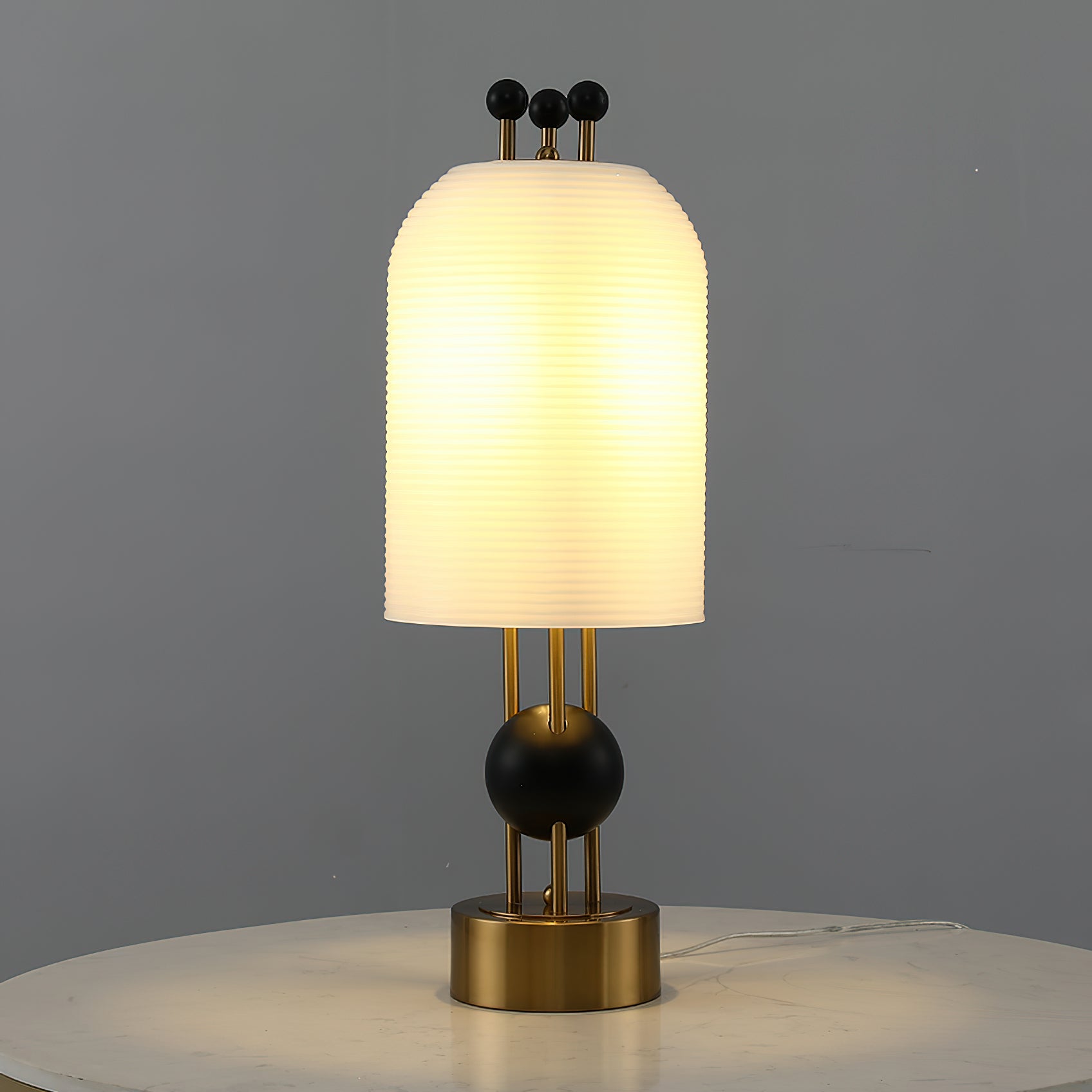 Lampe de table en verre lanterne