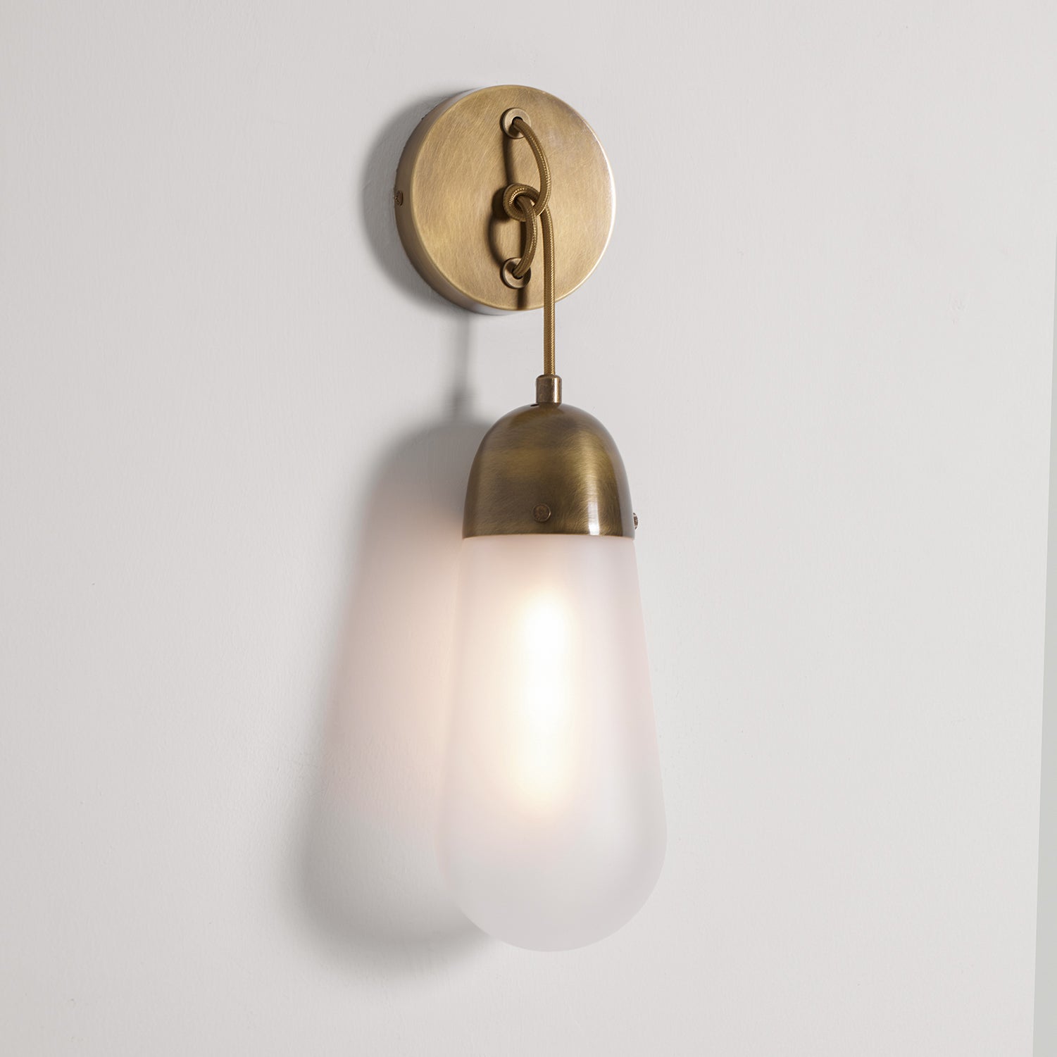 Lariat Wall Lamp