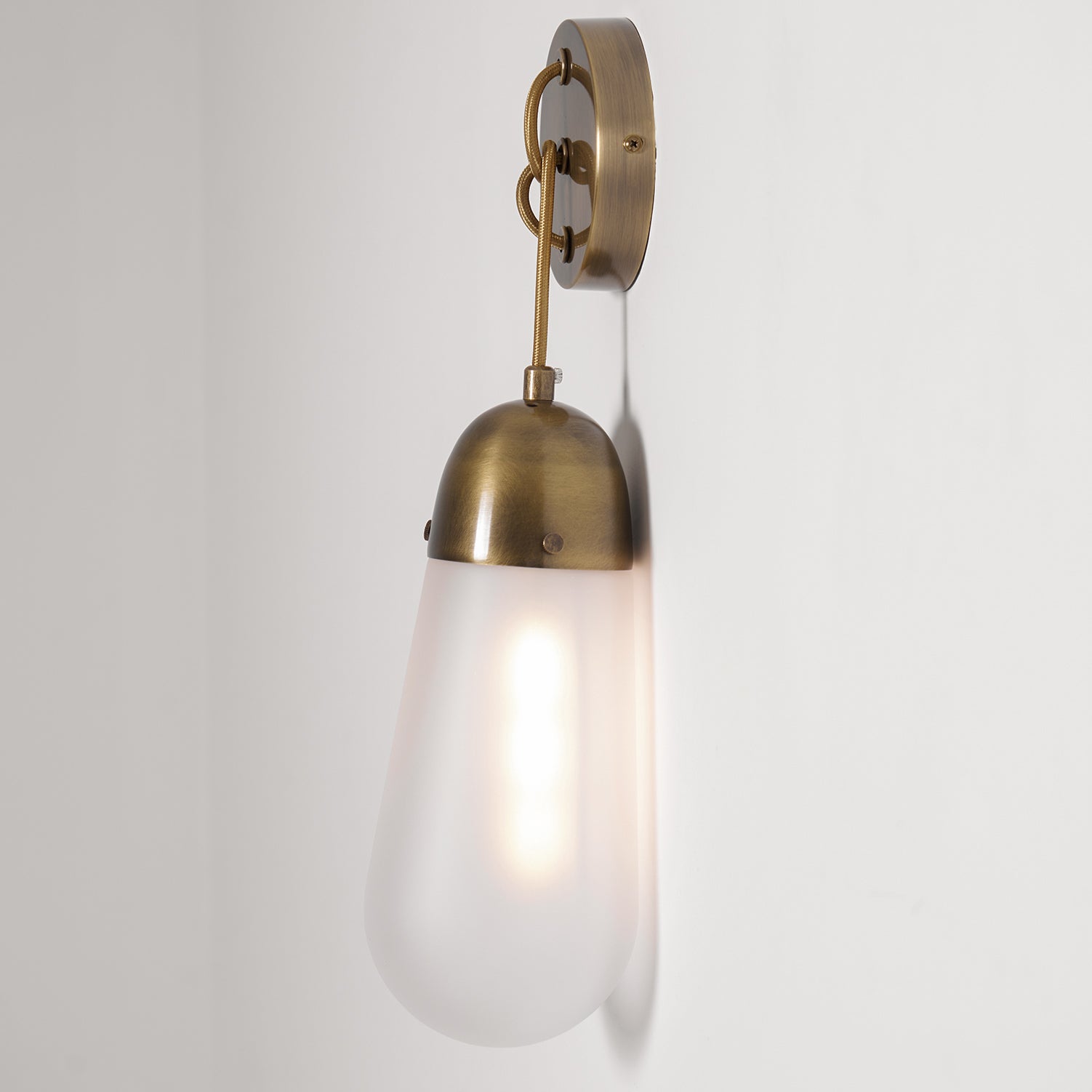 Lariat Wall Lamp