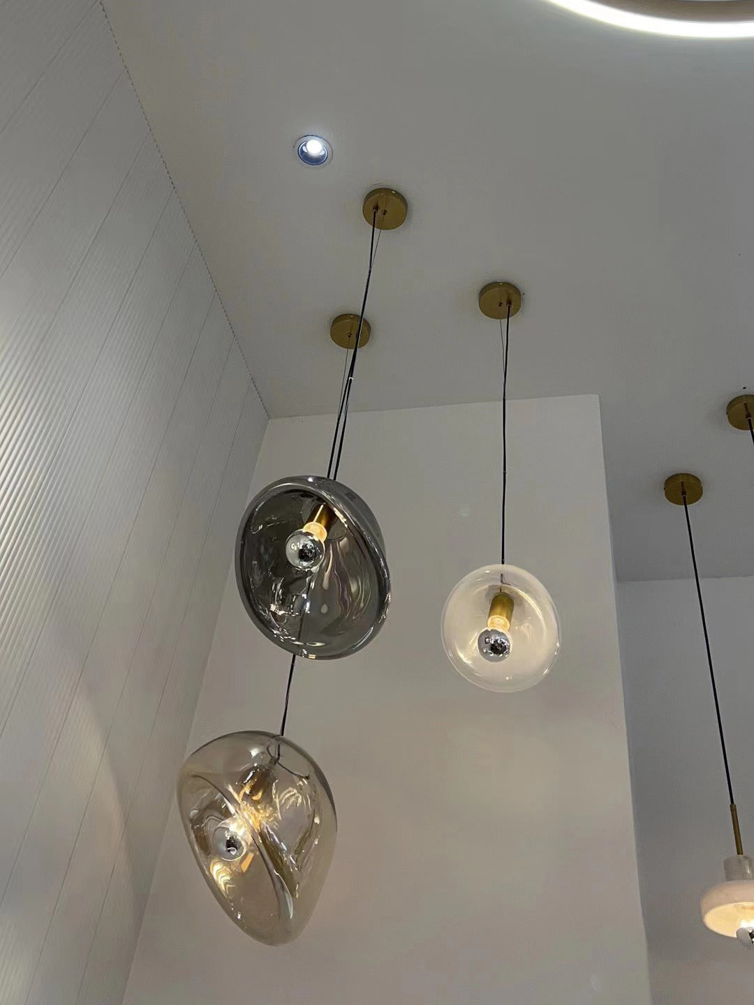 Lightbody Pendant Light