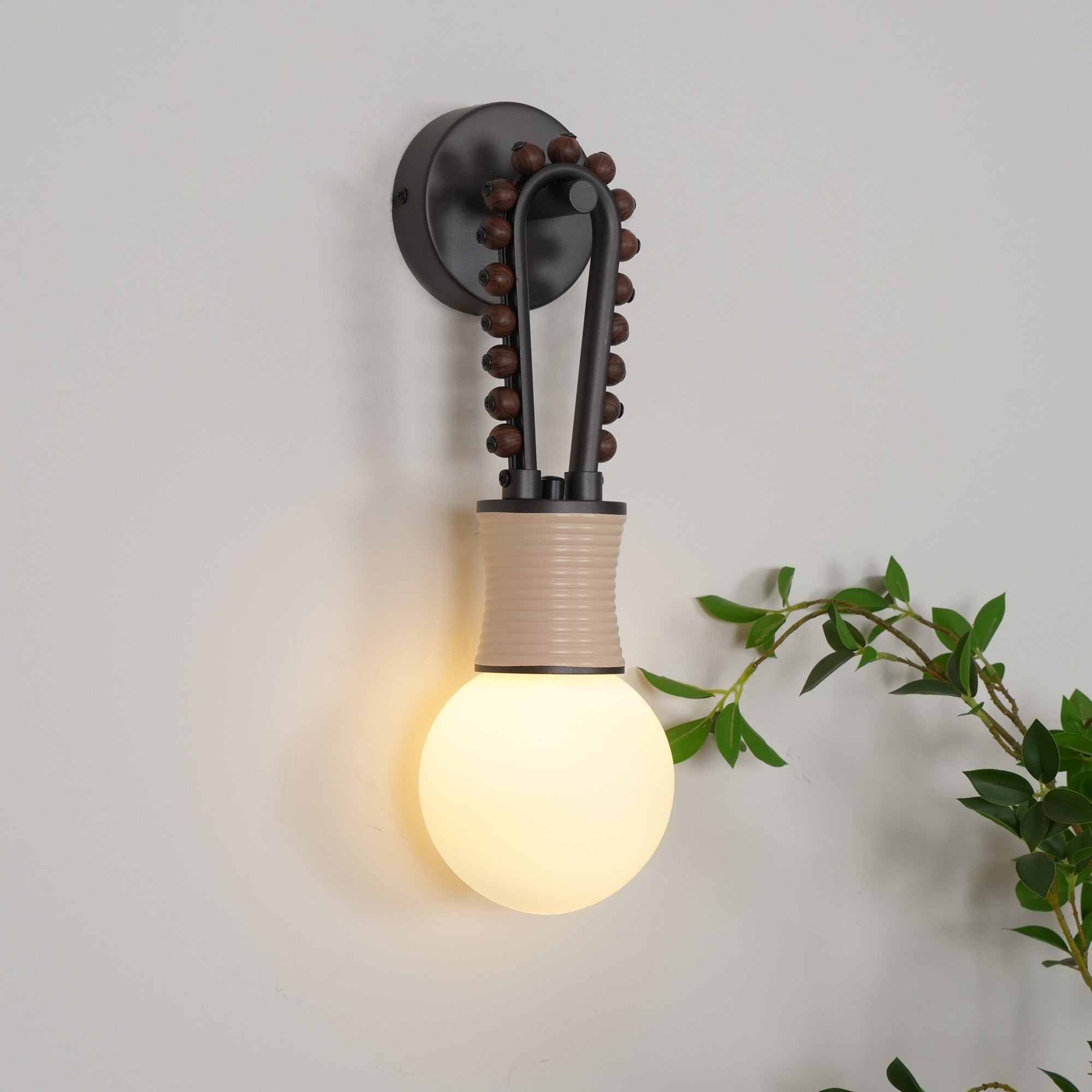 Loop Wall Lamp