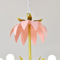 Bild in Galerie-Betrachter laden, Lotus Chandelier
