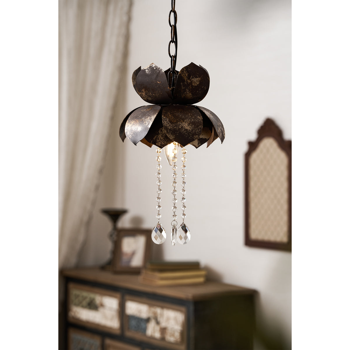 Lotus Feldman Pendant Lamp